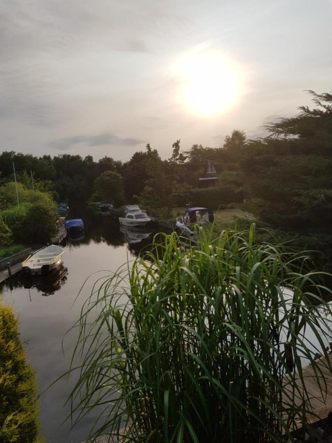 Ferienhaus Brungers Südbrookmerland エクステリア 写真
